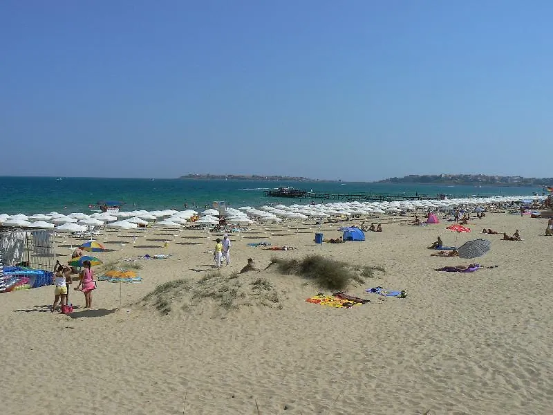 Lotus Family Hotel - Free Parking Sunny Beach