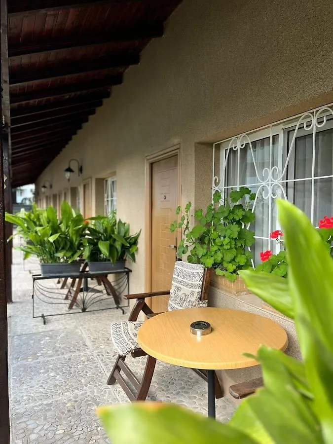 Lotus Family Hotel - Free Parking Slăntjev Brjag