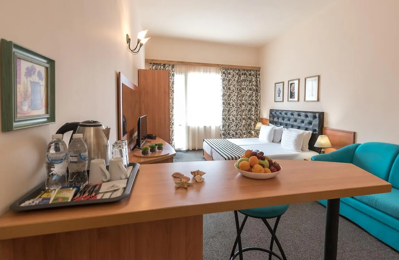 Lotus Family Hotel - Free Parking Slăntjev Brjag 3*,  Bulgarien