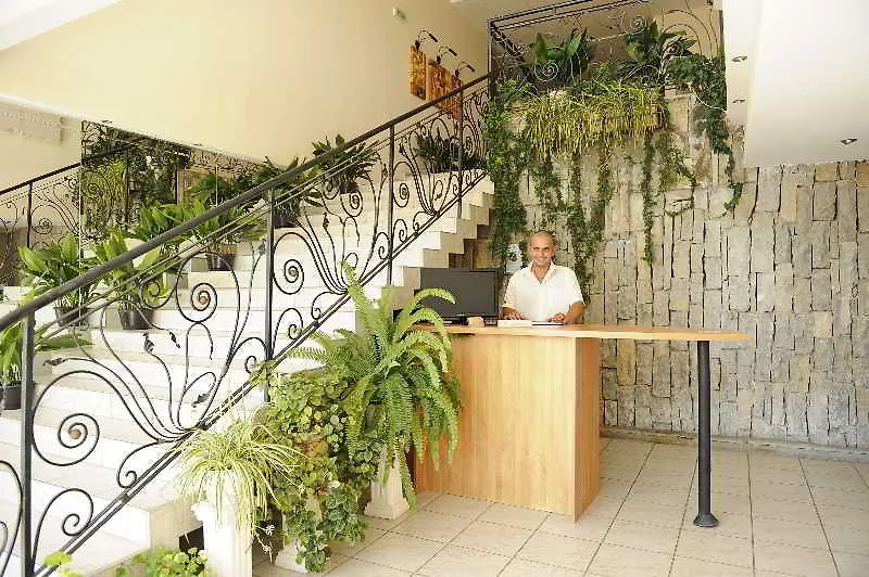 Lotus Family Hotel - Free Parking Sunny Beach